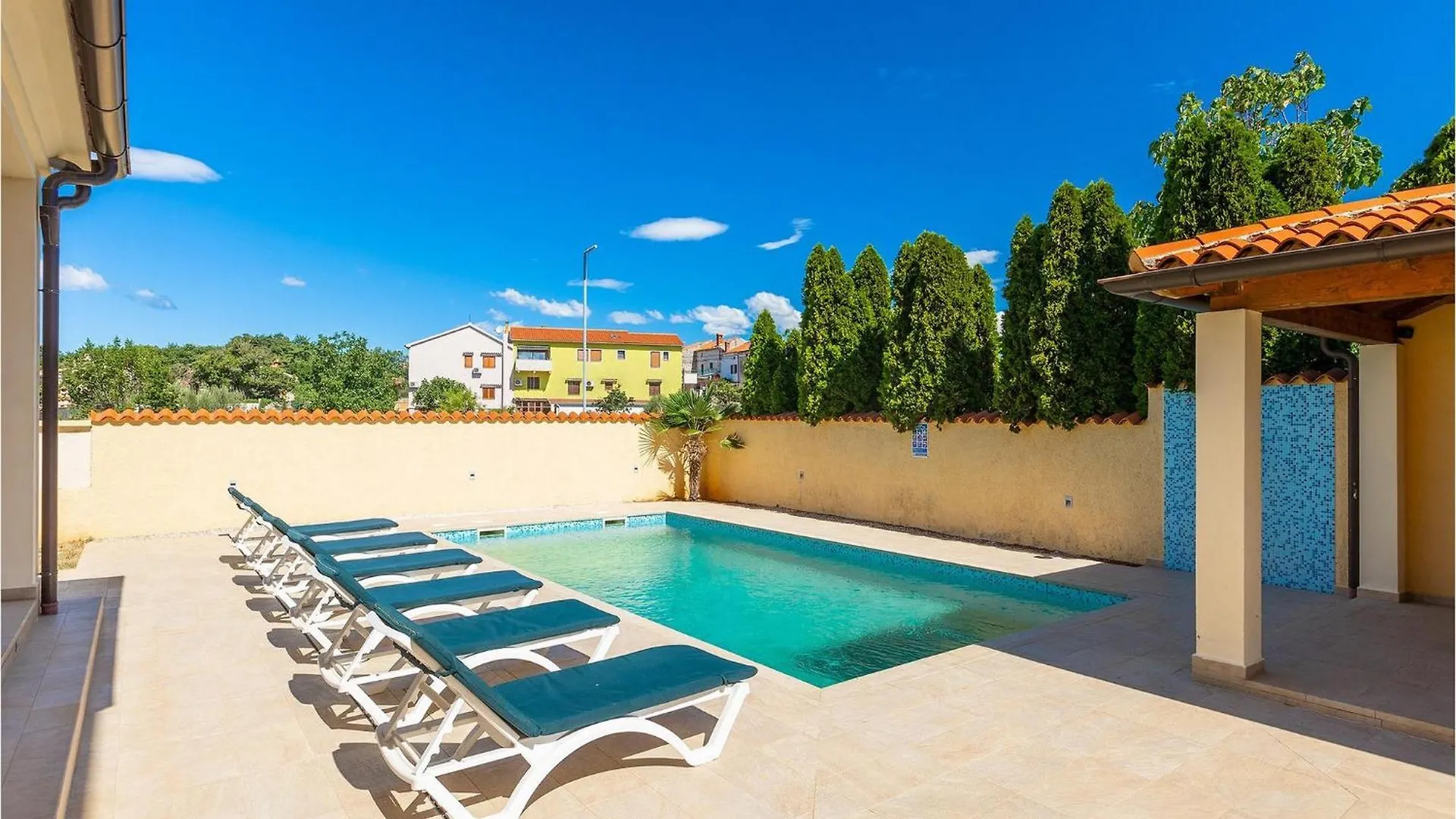 Villa Marse Pula 0*,  Kroatien
